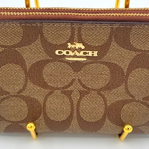Coach Double Corner Zip Wristlet - Tan & Brown Coated Canvas w/ Hang Tag - 6”x4” - Picture 11 of 14